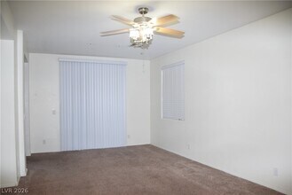 Building Photo - 6235 Shamrock Lake Ave