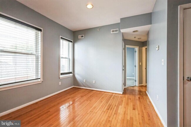 Foto del edificio - 610 Irving St NW