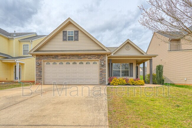 Building Photo - 379 Edgemont Ave