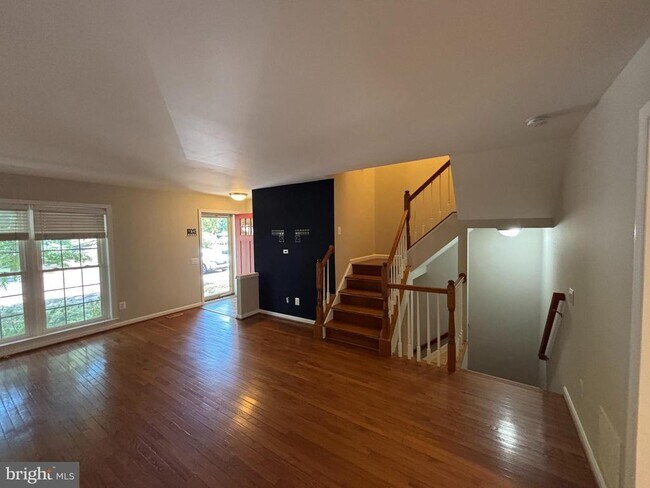 Building Photo - 20908 Pioneer Ridge Terrace