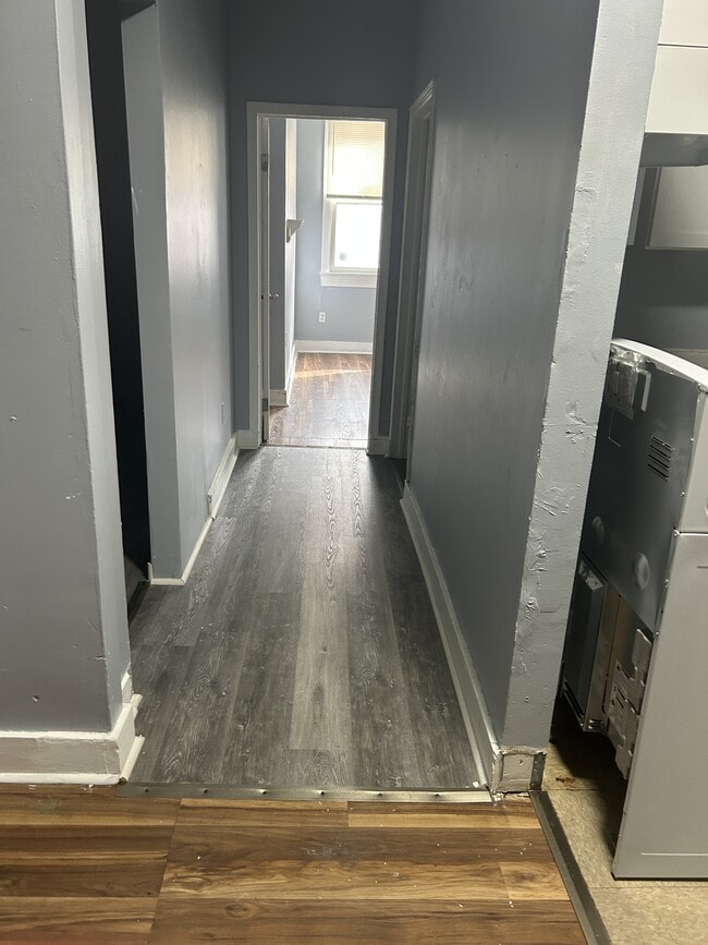 Building Photo - 831 Kirkwood St