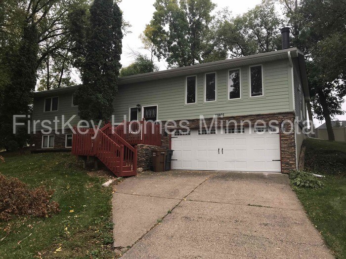 Primary Photo - 10965 Mississippi Dr N