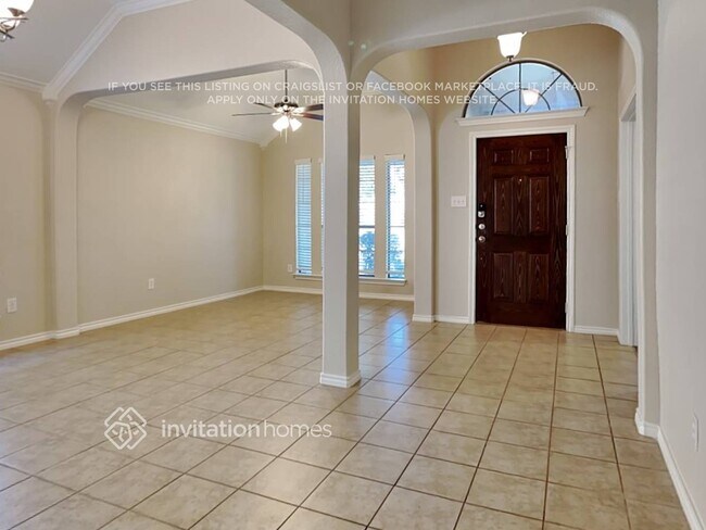 Foto del edificio - 10645 Devinstone Dr