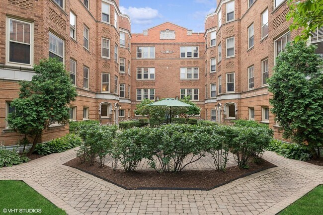 Foto del edificio - 619 Washington Blvd