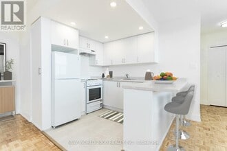 Building Photo - 908-485 EGLINTON Ave