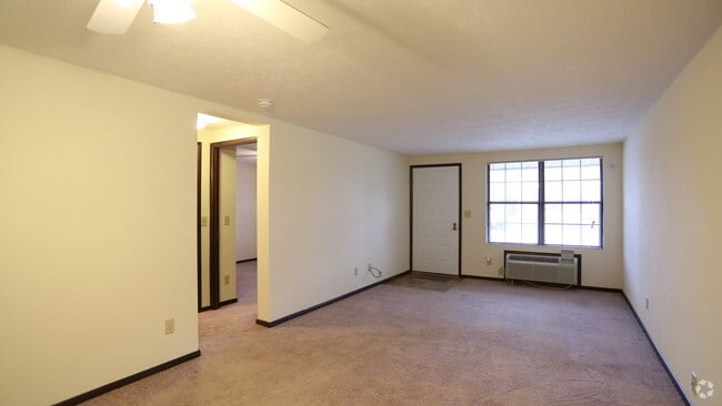 Interior Photo - Apple Ridge