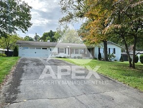 Building Photo - 8704 Cranwood Dr SW
