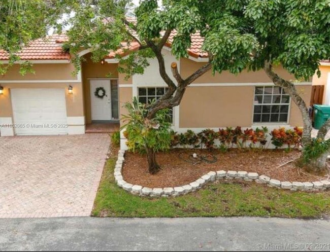 Foto del edificio - 9000 SW 215th Terrace