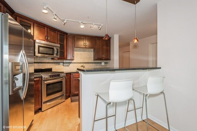 Foto del edificio - 1228 Emerson St