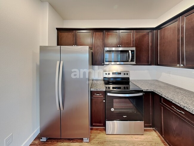 Building Photo - 1478 Garden Swing Ave