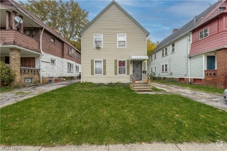 Building Photo - 3009 E 123rd St