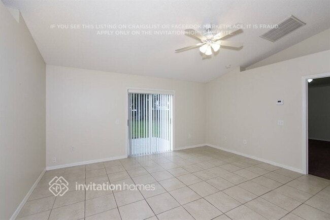 Foto del edificio - 575 Eagle Ct