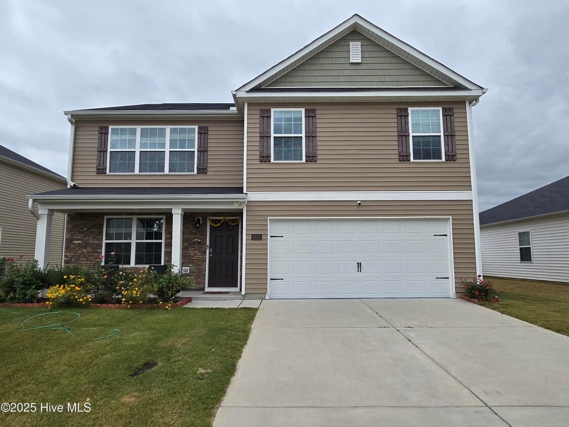 Primary Photo - 4510 Sandstone Dr