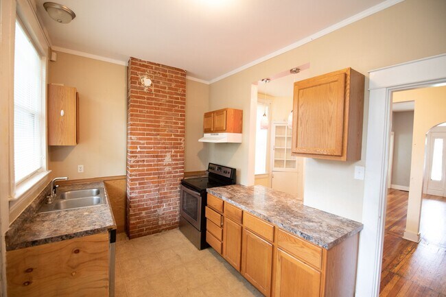 Foto del edificio - 805 S Sprigg St
