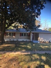 Building Photo - 3632 Parkway Dr