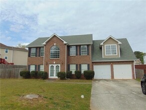 Building Photo - 611 Dove Ln