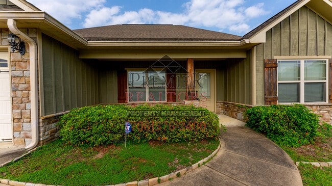 Building Photo - 9 Greyhawk Ct