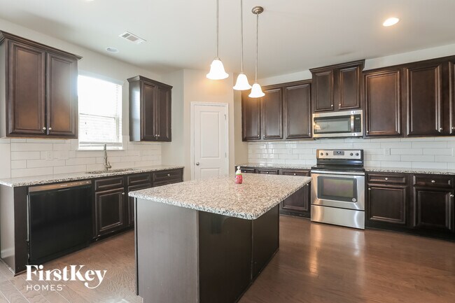 Foto del edificio - 1247 Heartwood Ave