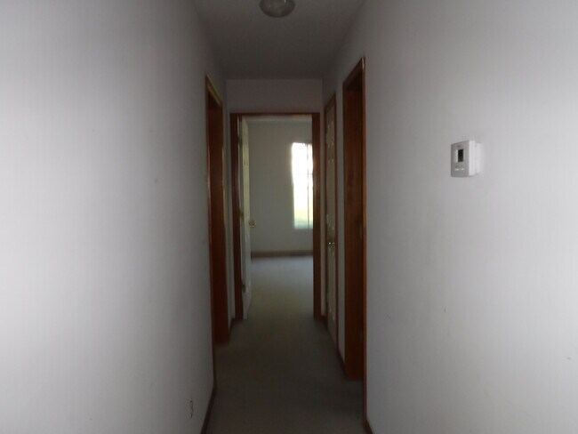 Foto del edificio - 4017 Bay Point Dr