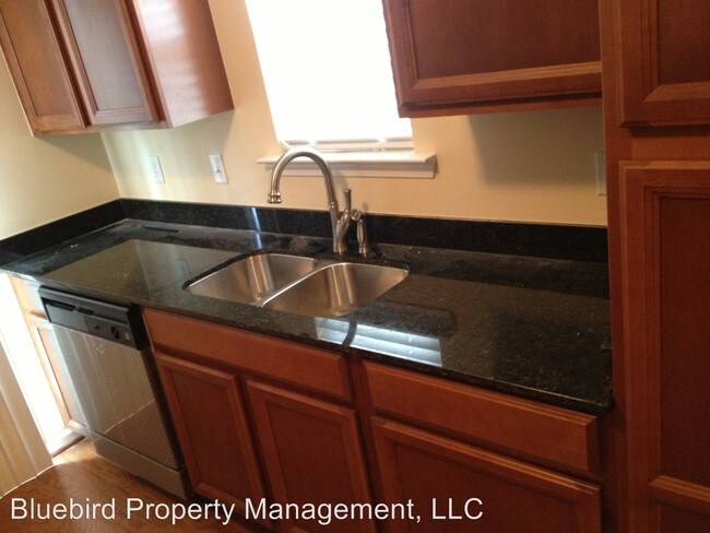 Building Photo - 313 Lingonberry Dr