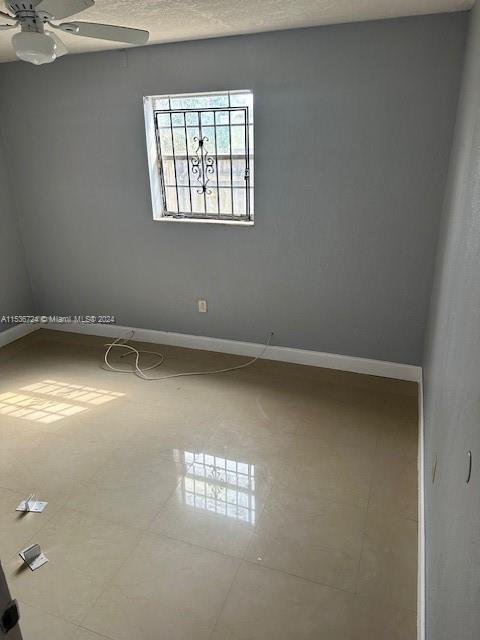 Foto del edificio - 18811 NW 24th Ave