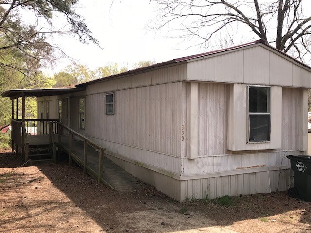 Foto del edificio - 339 Cain Road Mobile Home