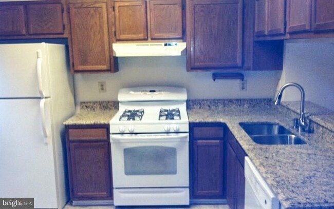 Photo - 7130 Tolliver Street Townhome