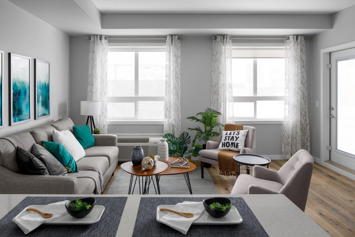 Primary Photo - Skygreen