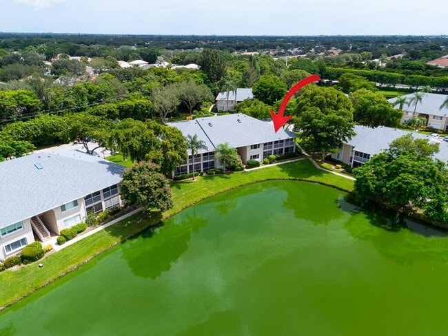 Building Photo - 13810 Oneida Dr