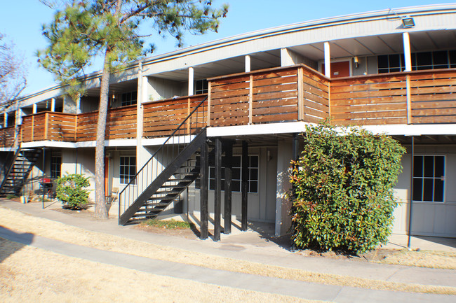 Building Exterior - Residence at Midtown