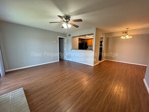 Building Photo - 18617 Egret Bay Blvd