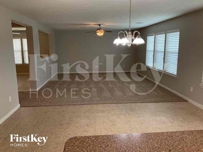 Foto del edificio - 6626 Hollow Harvest Ln