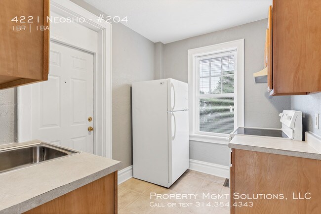 Foto del edificio - Large one bedroom with Bonus Room