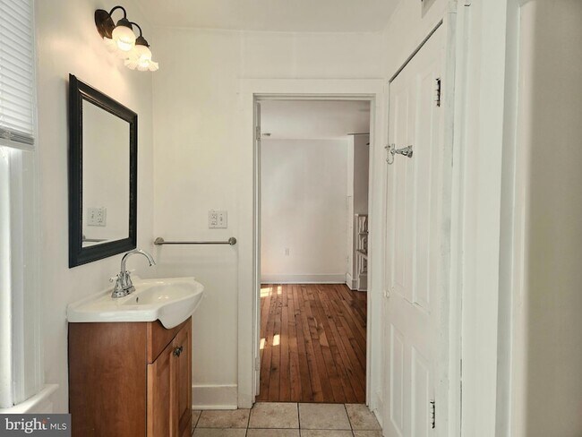 Foto del edificio - 448 N Loudoun St