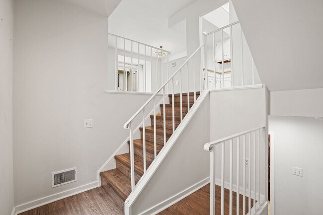 Foto del edificio - Modern Comfort in Sought-After Gaithersburg