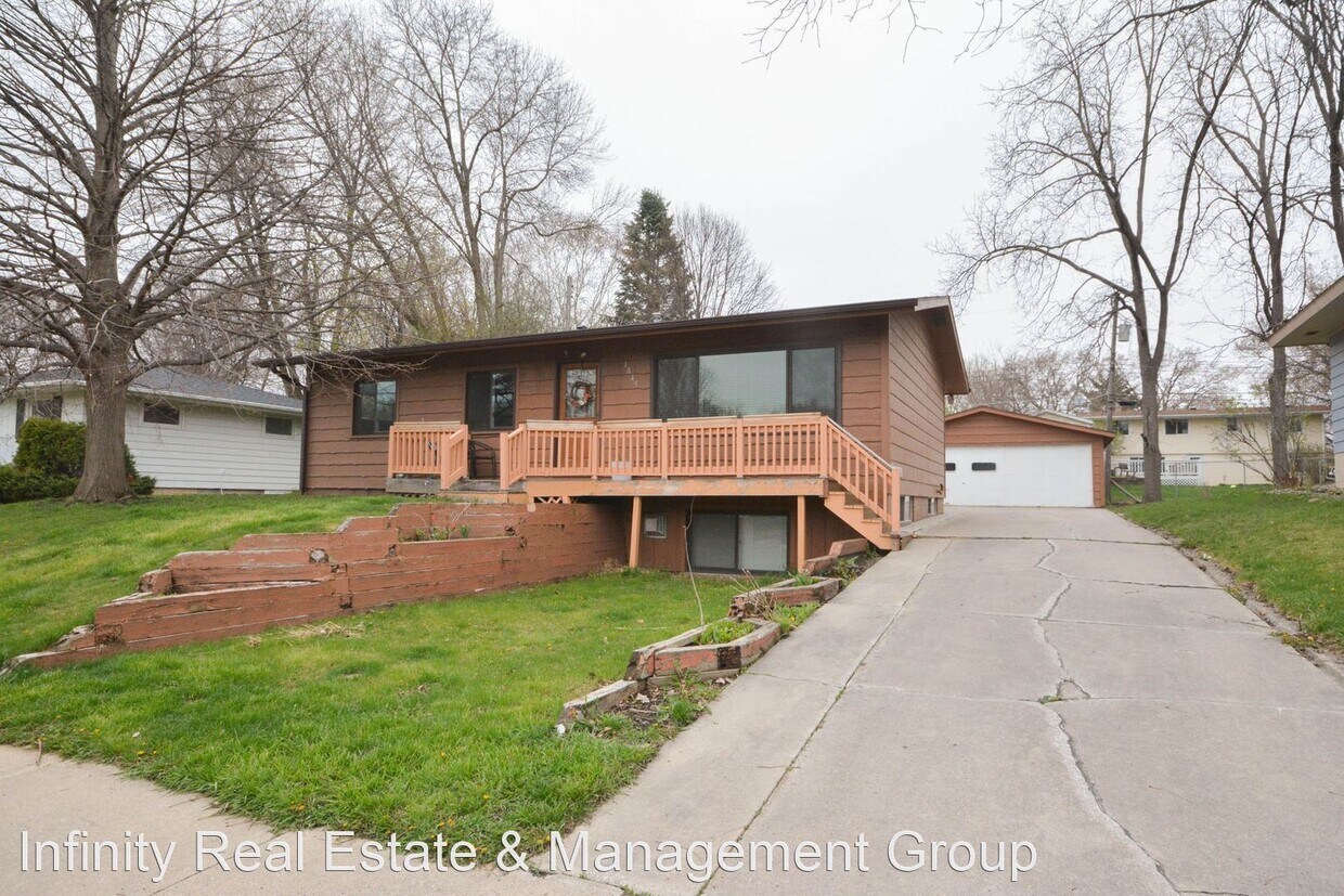 Primary Photo - 3 br, 2 bath House - 1845 33rd St NW
