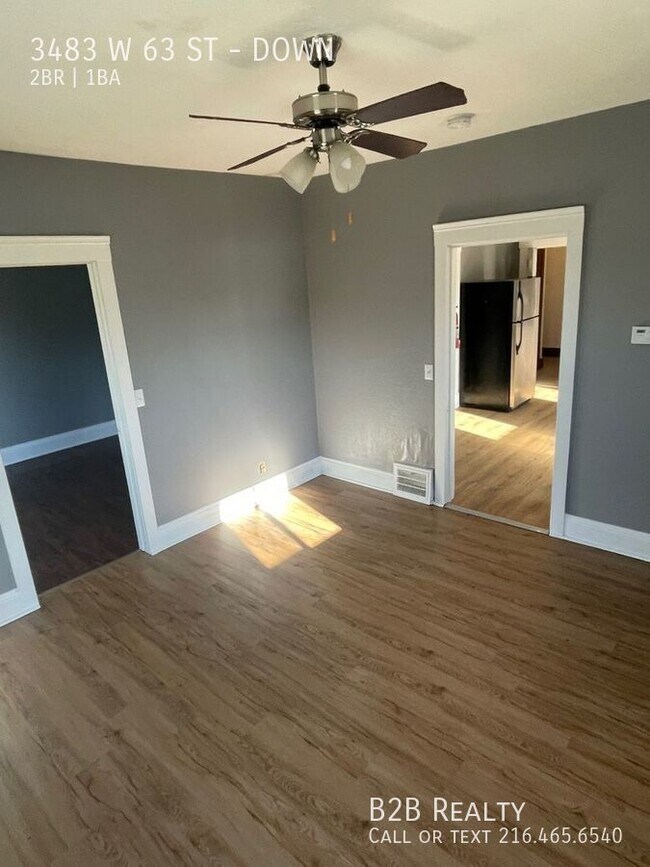 Foto del edificio - 3483 W 63rd St