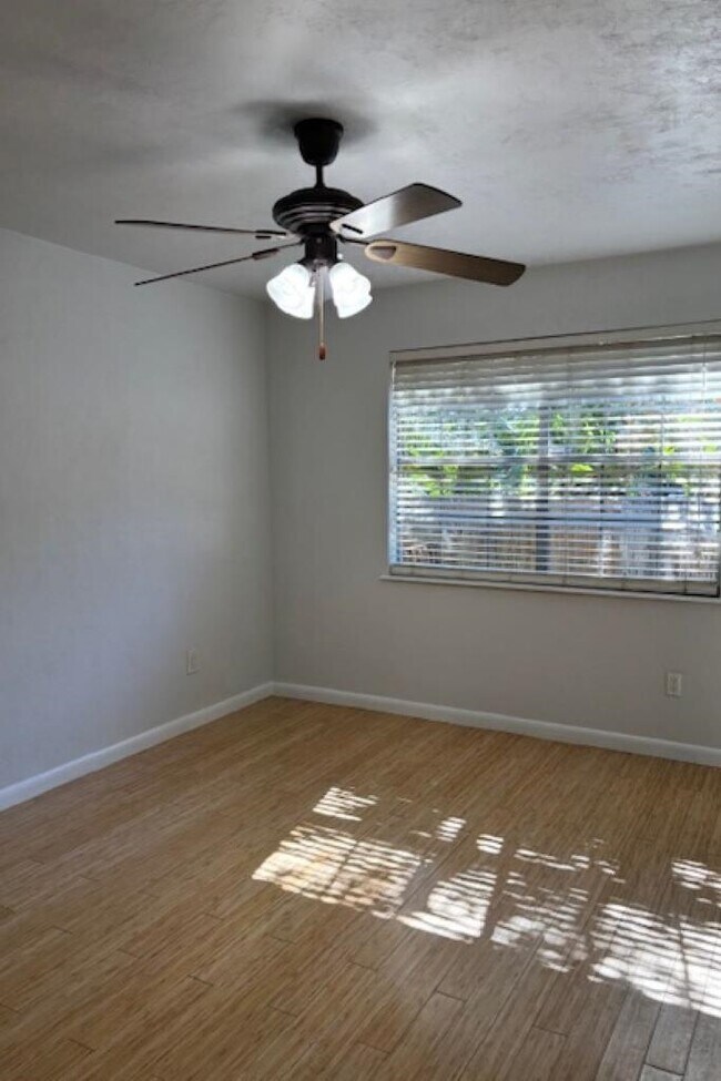 Building Photo - 4239 Woodhill Ct