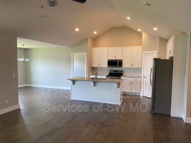 Building Photo - 4736 Pompeii Ct