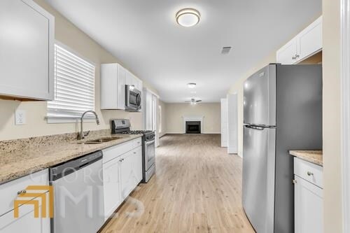 Building Photo - 6469 Berryside Ct