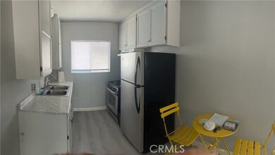 Building Photo - 1194 W 39th St