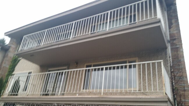 Foto del edificio - H134563B