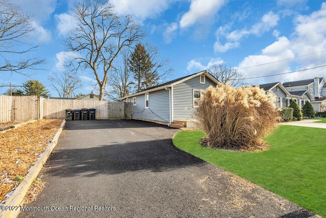 Building Photo - 1314 Squirrel Rd
