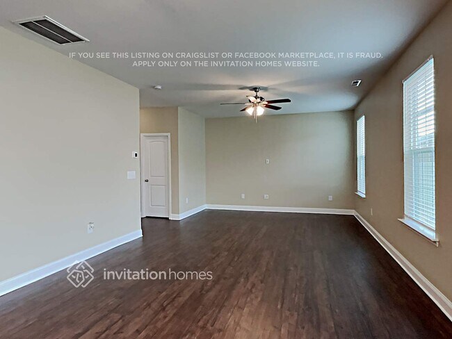 Foto del edificio - 344 Outwater Ridge Dr