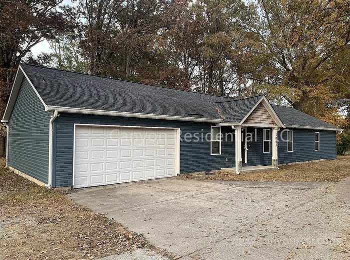 Photo - 1063 Givens Rd (Chattanooga, TN)