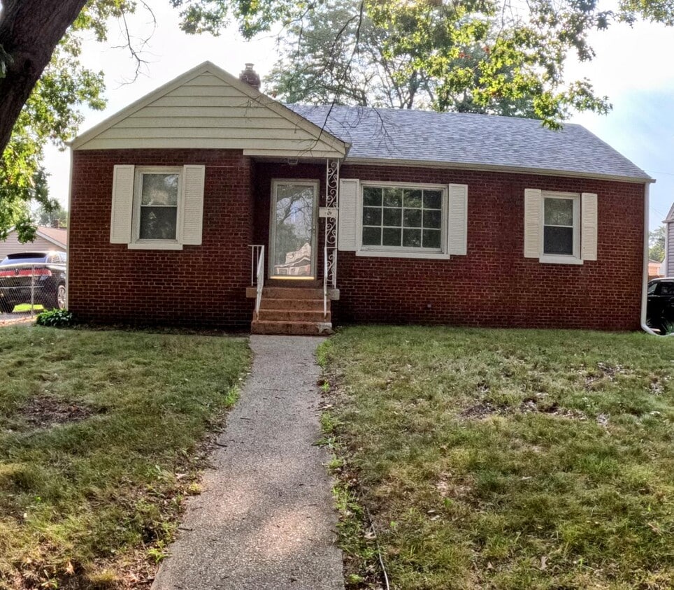 Primary Photo - 6637 Delaware Ave