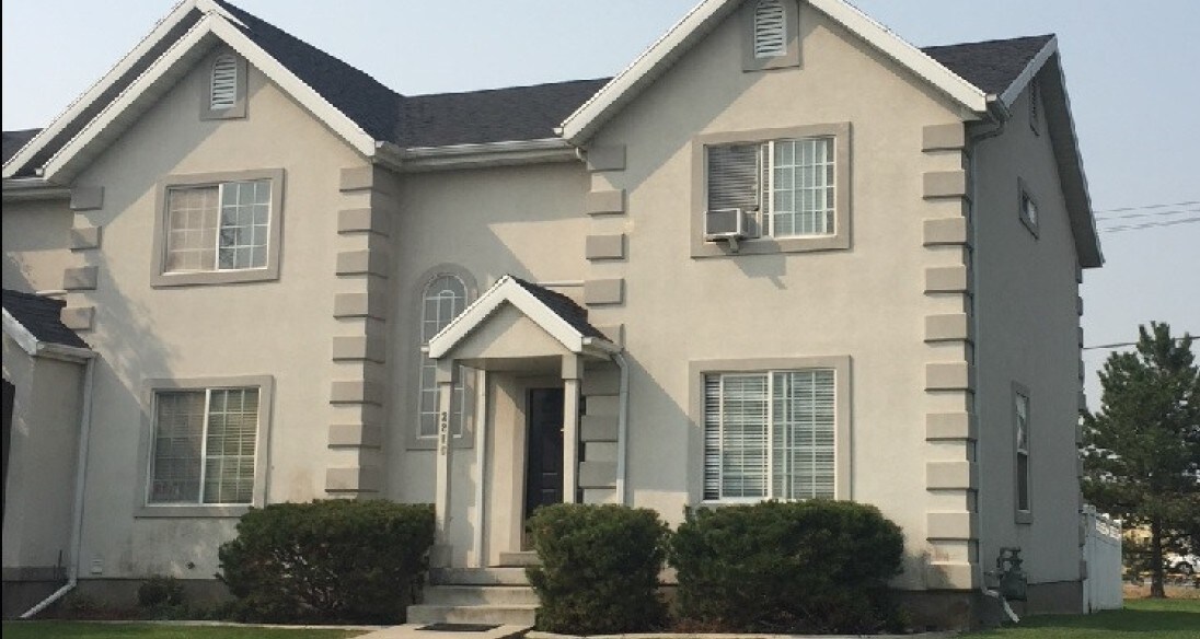 Foto principal - 2216 W Davencrest Ln