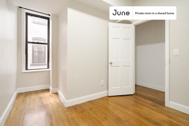 Foto del edificio - Room in Shared 4 bed/1 bath home