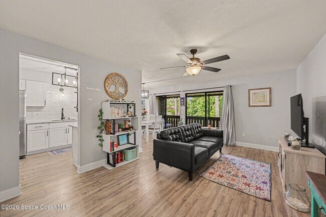 Foto del edificio - 9017 Scarsdale Ct