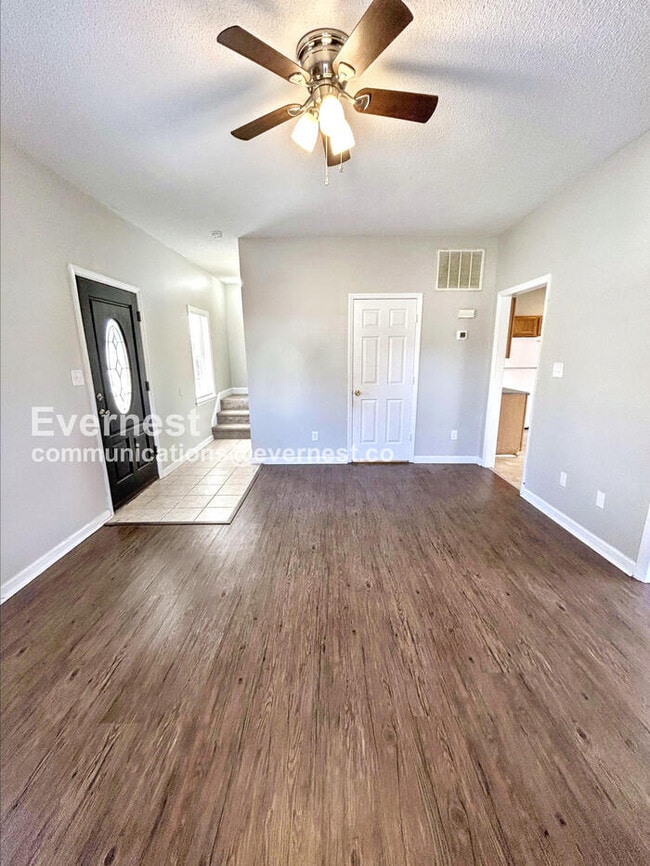 Foto del edificio - 4350 Wakeman Dr